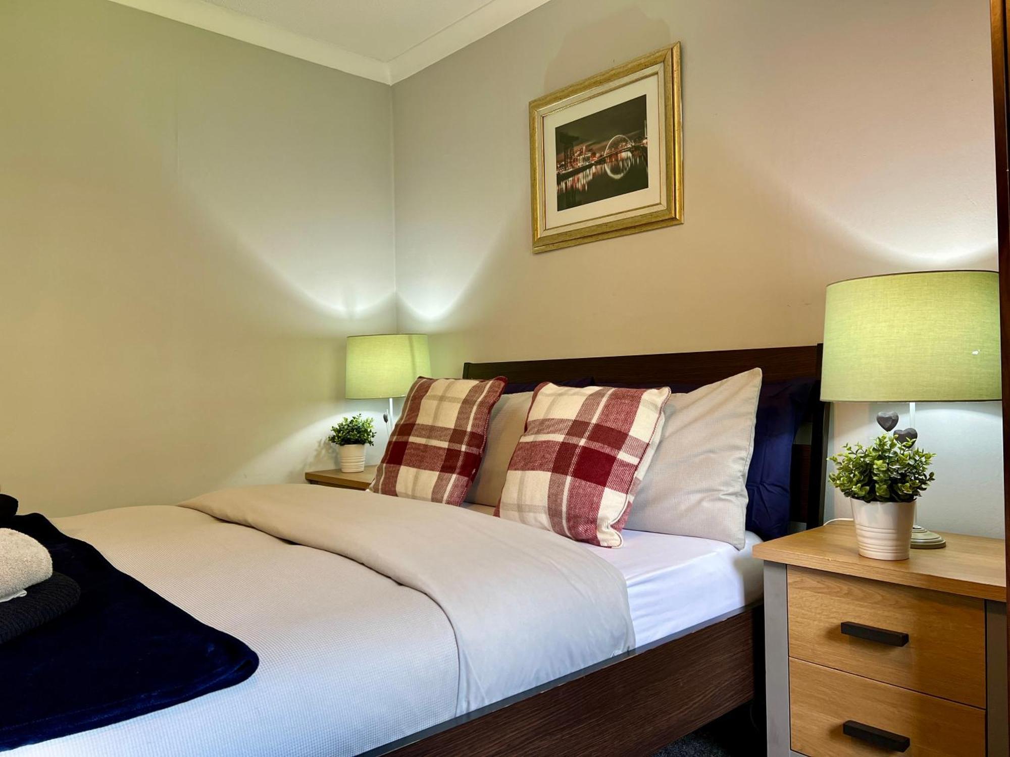 Spacious 2 Bed-Flat In Glasgow City - Free Parking Ngoại thất bức ảnh