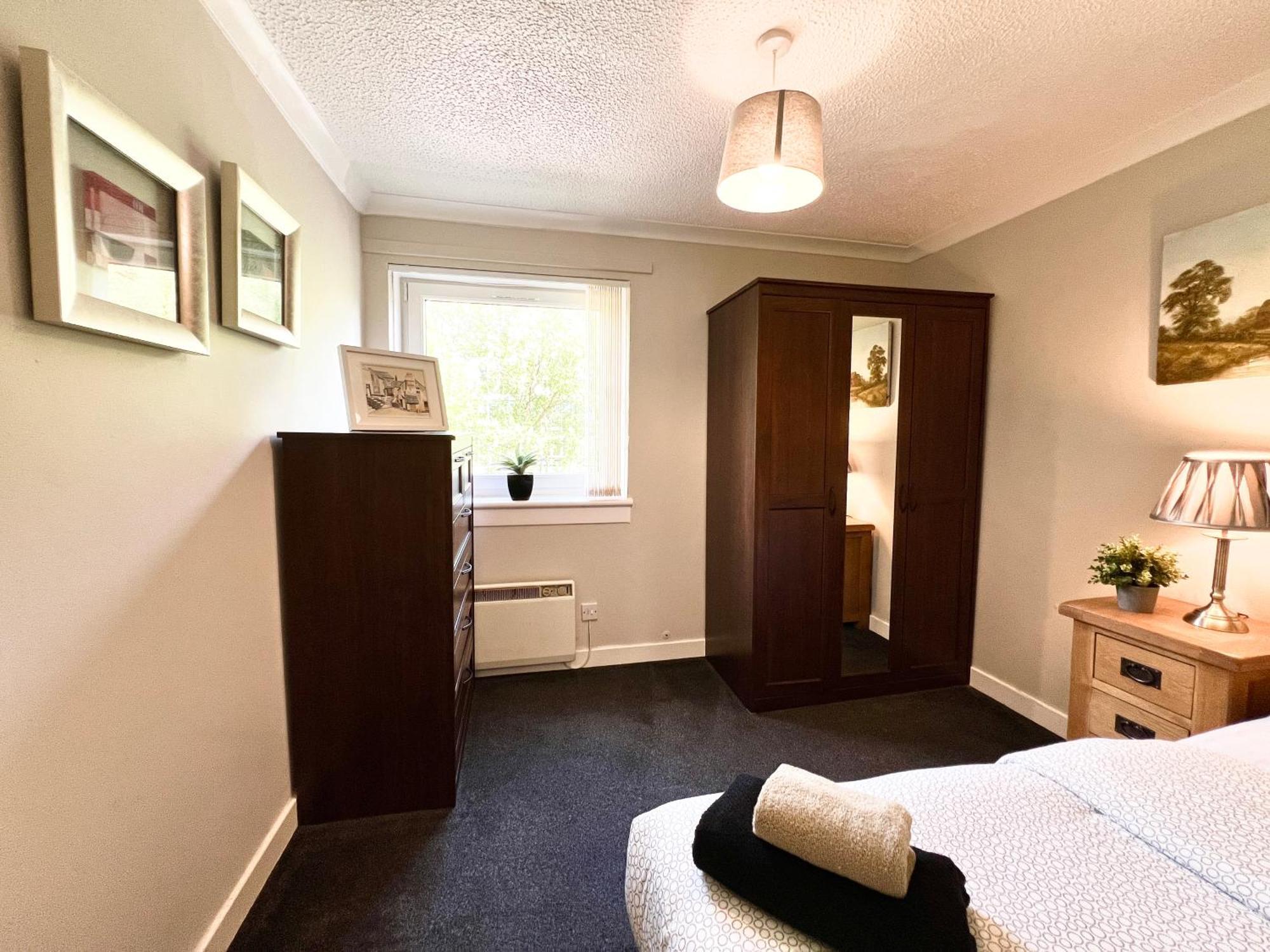 Spacious 2 Bed-Flat In Glasgow City - Free Parking Ngoại thất bức ảnh