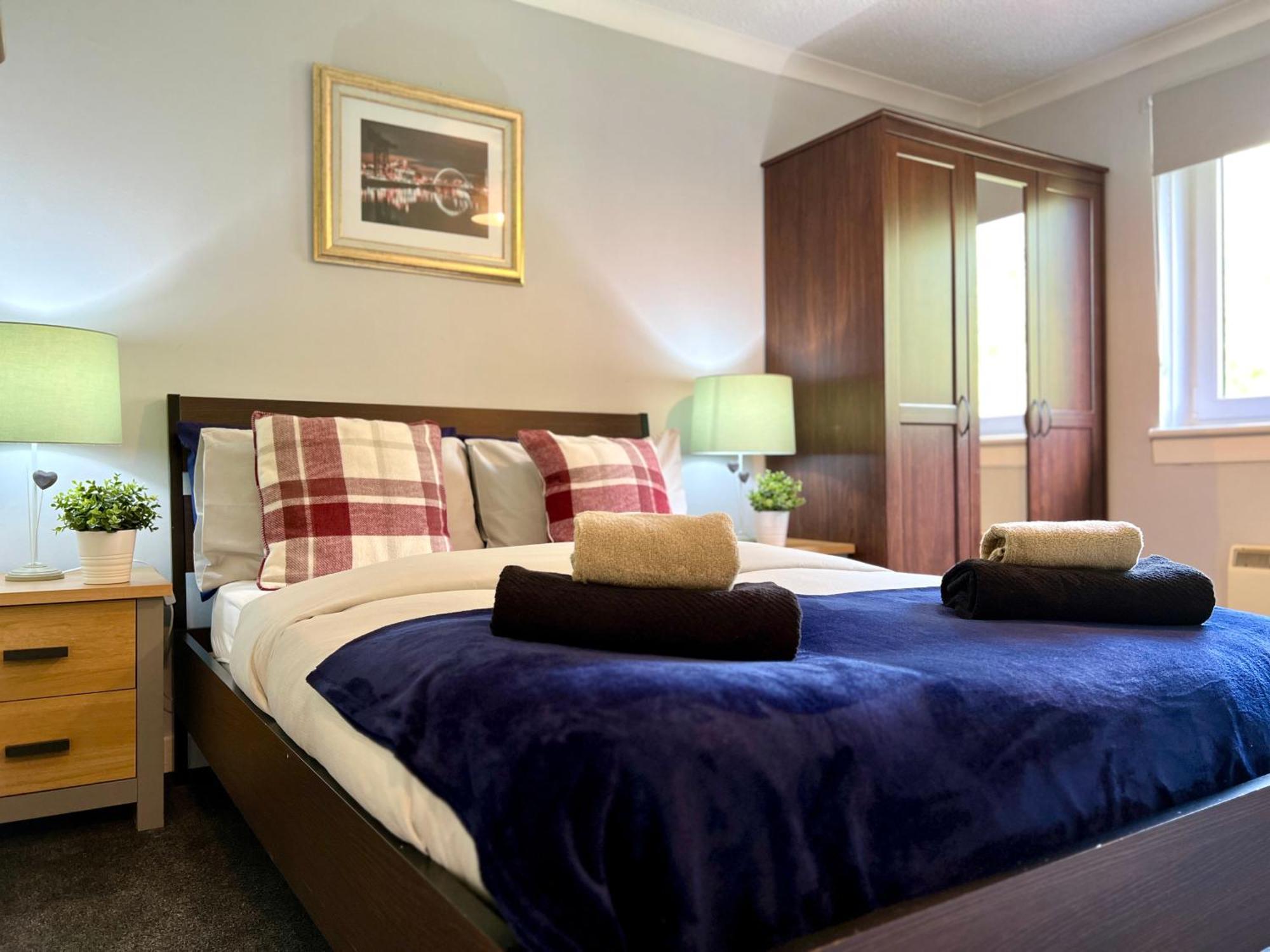 Spacious 2 Bed-Flat In Glasgow City - Free Parking Ngoại thất bức ảnh