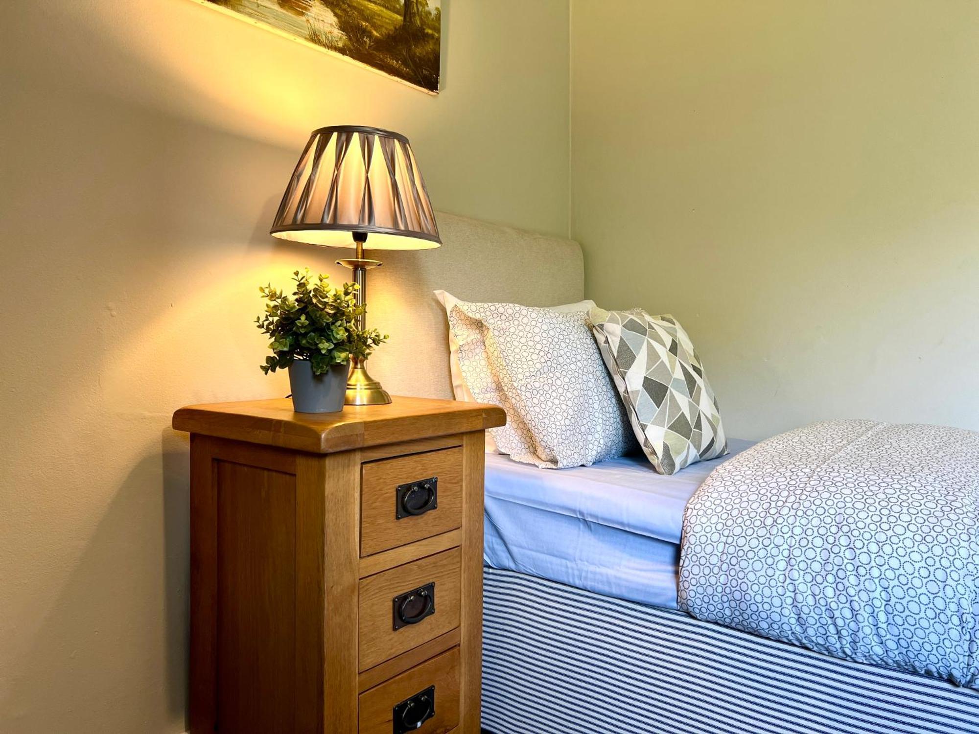 Spacious 2 Bed-Flat In Glasgow City - Free Parking Ngoại thất bức ảnh