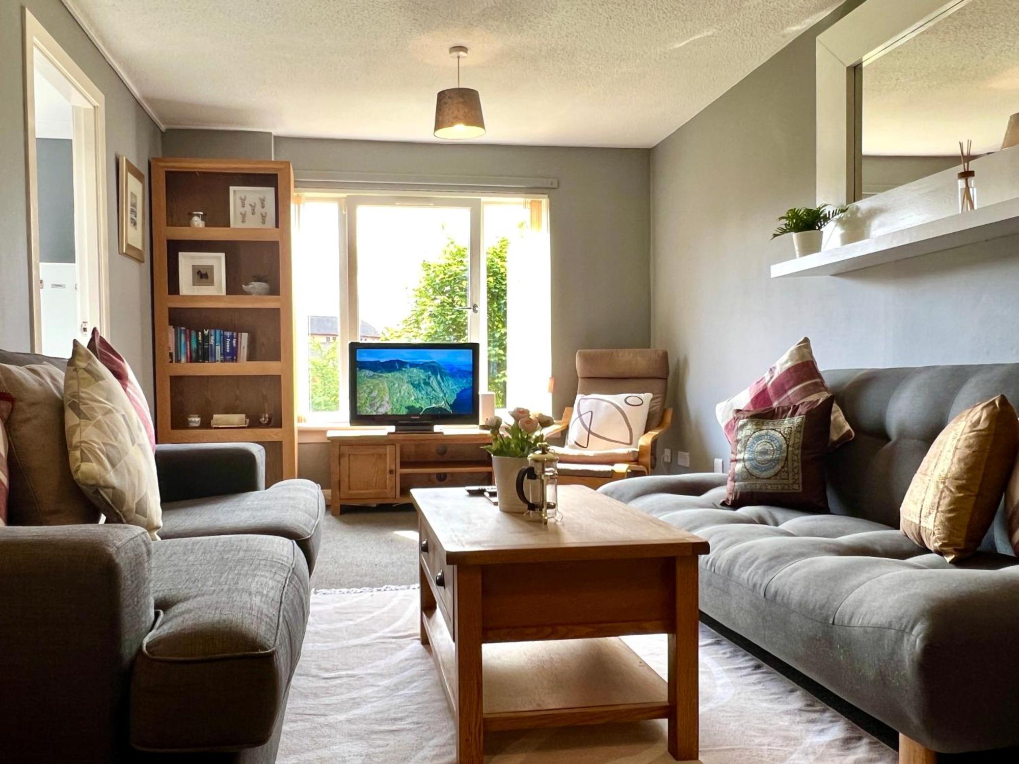 Spacious 2 Bed-Flat In Glasgow City - Free Parking Ngoại thất bức ảnh